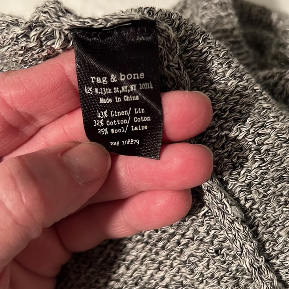 Rag & Bone gray linen and wool blend cropped sweater. Size medium. - Picture 11 of 11